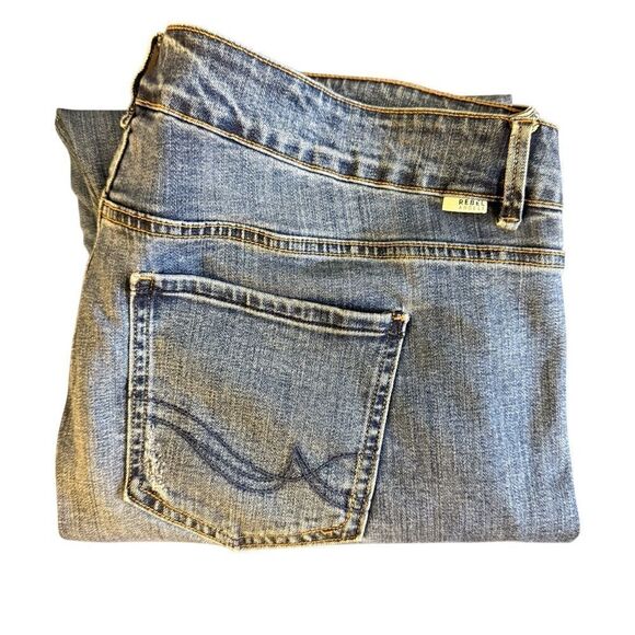 Rebel Wilson Rebel Angels The Pin Up Skinny Jean, 20W Medium Blue Whisker Wash - Picture 10 of 13